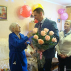 В Пензе поздравили со 100-летием ветерана труда Клавдию Корнееву
