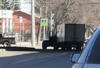На улице Ленина в Пензе легковушка столкнулась с фургоном