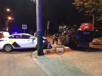 В Пензе произошла ужасающая авария с участием «Яндекс.Такси»