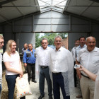 Иван Белозерцев посетил животноводческую ферму в Белинском районе