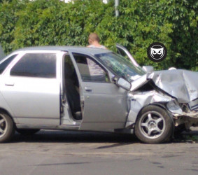 Жесткая авария в Пензе: на улице Рахманинова разбились две машины