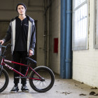 В Шемышейском районе у молодого парня украли велосипед из его же подъезда