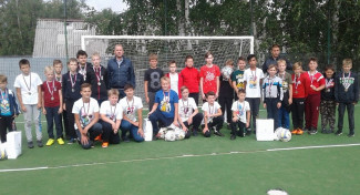 Владимир Вдонин организовал турнир по мини-футболу для детей г. Спасска