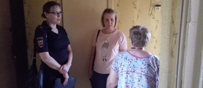 В Октябрьском районе Пензы проверили неблагополучные семьи В Октябрьском районе Пензы проверили неблагополучные семьи