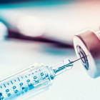 Поставку вакцины от коронавируса в регионы проконтролируют на федеральном уровне