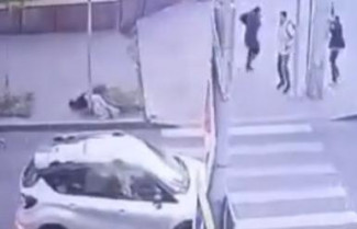 Момент наезда на пешехода в центре Пензы попал на видео