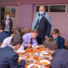 Качество горячего питания в пензенской школе лично проверил Вадим Супиков