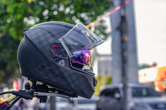 В Пензе молодой парень «купил» у самого себя мотоциклетный шлем