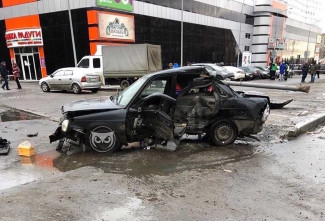 Ужасающая авария в Пензе: машины превратились в железный фарш. ФОТО