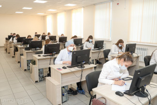Пензенским студентам заплатят по 7 тысяч рублей за помощь врачам