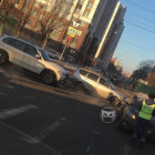На улице Тернопольской в Пензе угодили в аварию две легковушки