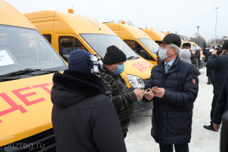 Пензенская область получила новую партию школьных автобусов