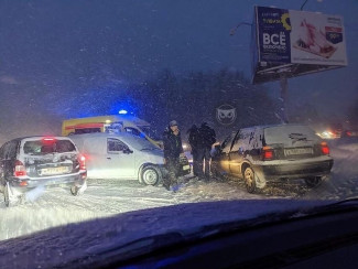 На Ахунском переезде в Пензе угодили в аварию две машины