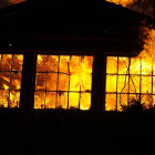 В Пензе пожар в трехквартирном доме тушили 28 человек