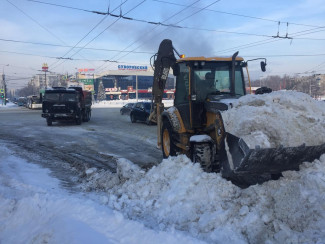 За последние сутки с улиц Пензы вывезли более 4 тысяч кубометров снега