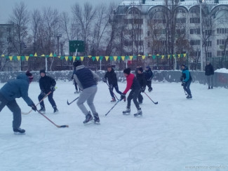 В Ленинском районе Пензы выявят лучшую хоккейную команду