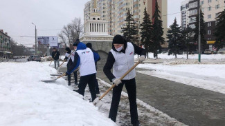 В Пензе привели в порядок территорию у памятника героям блокадного Ленинграда