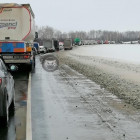 На трассе в Пензенской области образовалась огромная пробка из-за ДТП
