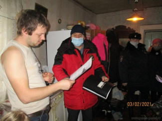 В Ленинском районе Пензы проверили 12 неблагополучных семей