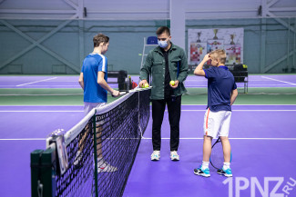 Теннисный турнир европейского уровня стартовал в Пензе. Самые красивые и яркие спортсмены 1-го дня