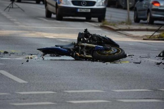 На улице Антонова в Пензе попал в страшное ДТП 18-летний мотоциклист