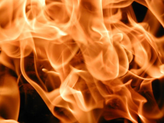 В Пензенской области огонь уничтожил жилой дом, погибли два человека