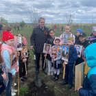 Яблони, поздравление ветеранов и открытие мемориала: Валерий Лидин посетил Сердобск