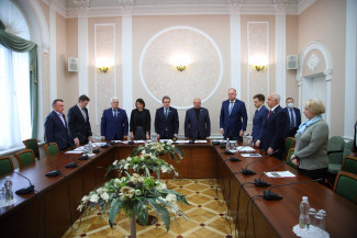 Заседание Президиума пензенского ЗакСобра началось с минуты молчания