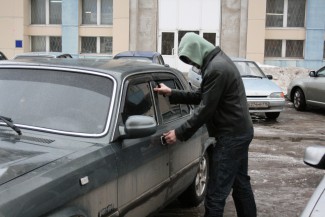 В Пензенской области два подростка за неделю угнали 4 автомобиля 