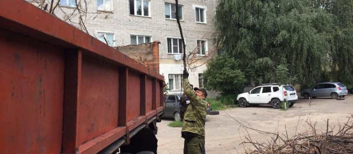 В центре Пензы убрали несанкционированные навалы мусора В центре Пензы убрали несанкционированные навалы мусора