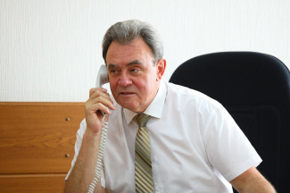 Председатель пензенского Заксобра провел дистанционный прием граждан