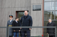 В Пензе торжественно открыли мемориальную доску Льву Ермину