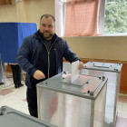 «Хочется видеть наш регион в созидании», - Олег Кочетков проголосовал на выборах губернатора и депутатов Госдумы