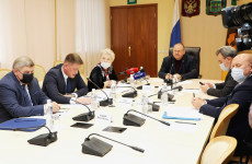 Космачев и Беспалов остались в правительстве с приставкой «врио»