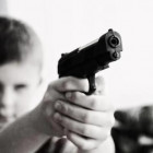 12-летний мальчик устроил стрельбу в здании школы