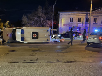 Пензенцы сообщают о смертельном ДТП с машиной «скорой помощи»