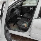 В Пензе босой мужчина выбил кирпичом стекло в припаркованной машине – соцсети