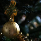 На Соборной площади Пензы завершили украшение новогодней елки