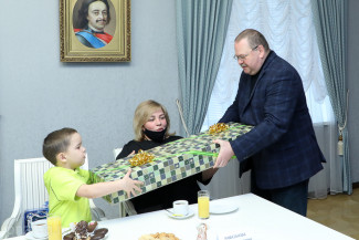 «Мечтай со мной». Пензенский губернатор исполнил пять детских желаний