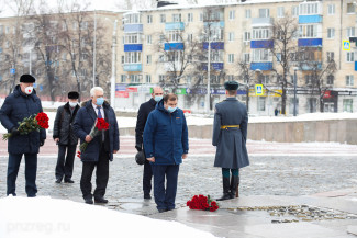В Пензе почтили память участников битвы под Сталинградом