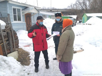 В Пензе напомнили о пожарной безопасности жителям Цыганского поселка