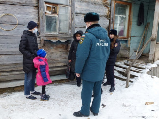 В Ленинском районе Пензы посетили 20 семей «группы риска»