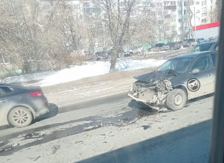 В утреннем ДТП в Пензе разбился легковой автомобиль
