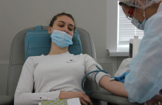 Пензенские волонтеры сдали кровь к Дню донора