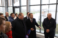 Афонин и Мельниченко обсудили развитие системы льготной ипотеки