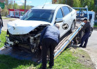 Автомобиль обнял столб на Калинина 