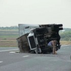 Под Пензой перевернулся грузовик «ГАЗ»