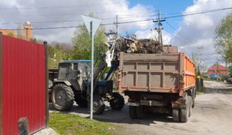 Из центра Пензы вывезли несанкционированные навалы мусора