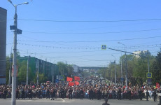 Идут бесконечным строем: тысячи пензенцев вышли на акцию Бессмертный полк