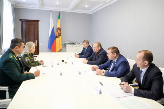 В Пензе Мельниченко и Родионова обсудили вопросы экологии